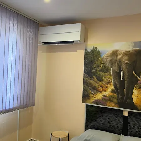миели Apartment *